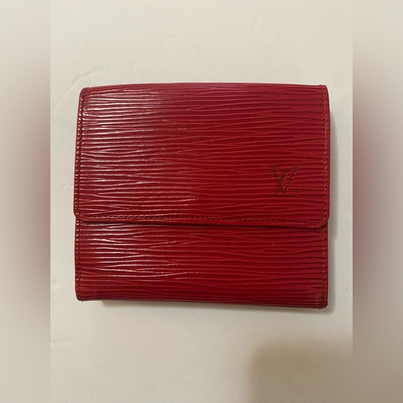 Louis Vuitton Handbags - Louis Vuitton Epi Tri-Fold Elise Wallet